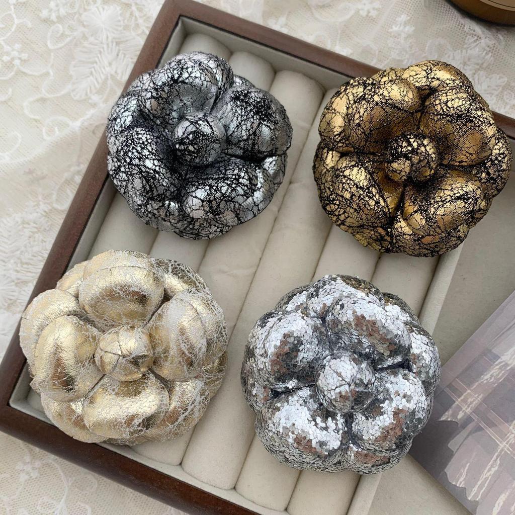 พรีเมี่ยม Camellia เข็มกลัดประณีต Retro Classy เข็มกลัด French Pin Bath Coat อุปกรณ์เสริม