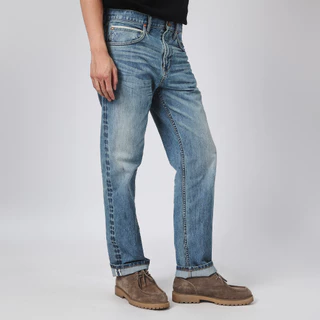 LEE กางเกงยีนส์ผู้ชาย คอลเลคชั่น 101 เอวกลาง ทรงตรง ทรง Dean รุ่น LE F425MDEAN25 สียีนส์อ่อน