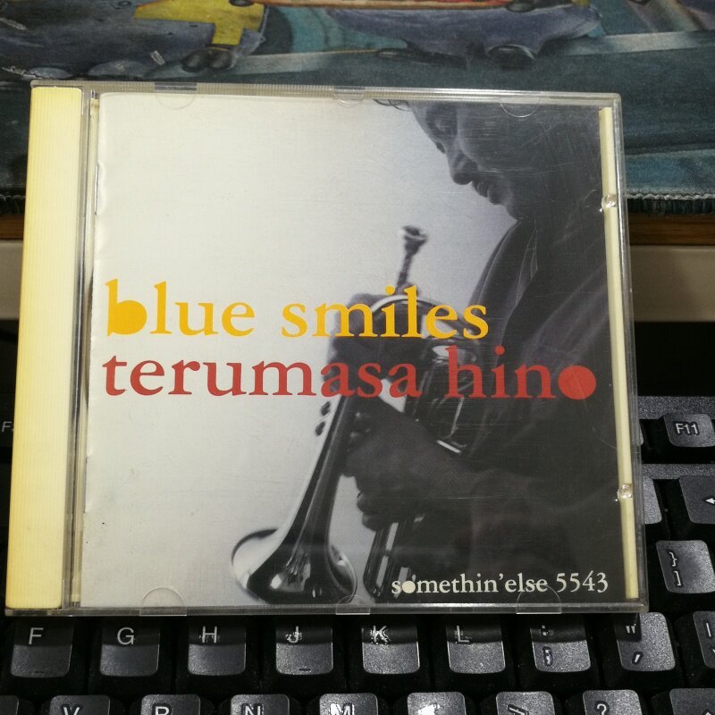 G8559: Hino Haozheng Blue Smiles [ของสะสม]