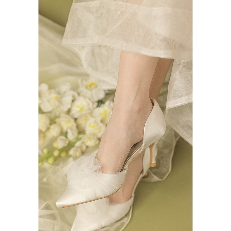[ซึบากิ] White Pear rika/Original Gauze Flower Pointed Toe Hollow Stiletto รองเท้าส้นสูง Fairy เพื่อ