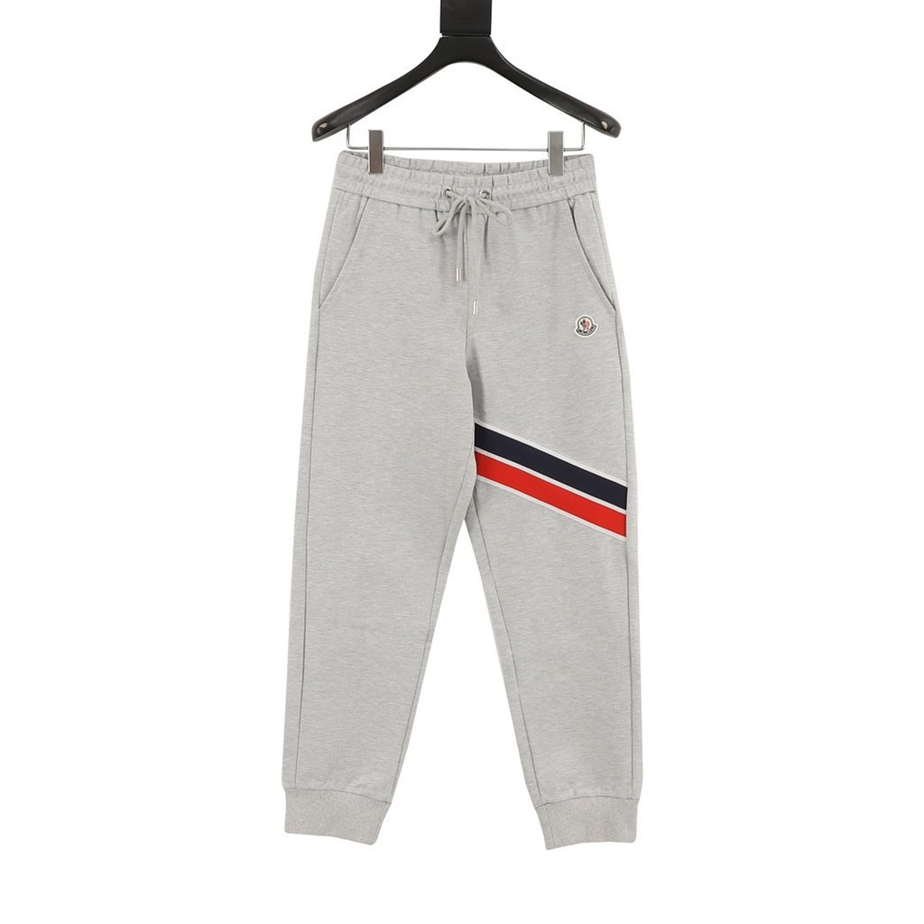 Moncler/Mengkou 2026 คลาสสิกรอบคอแขนสั้นเสื้อยืดผู้ชายผู้หญิงหนาถึงเว็บไซต์อย่างเป็นทางการใหม่พร้อมก
