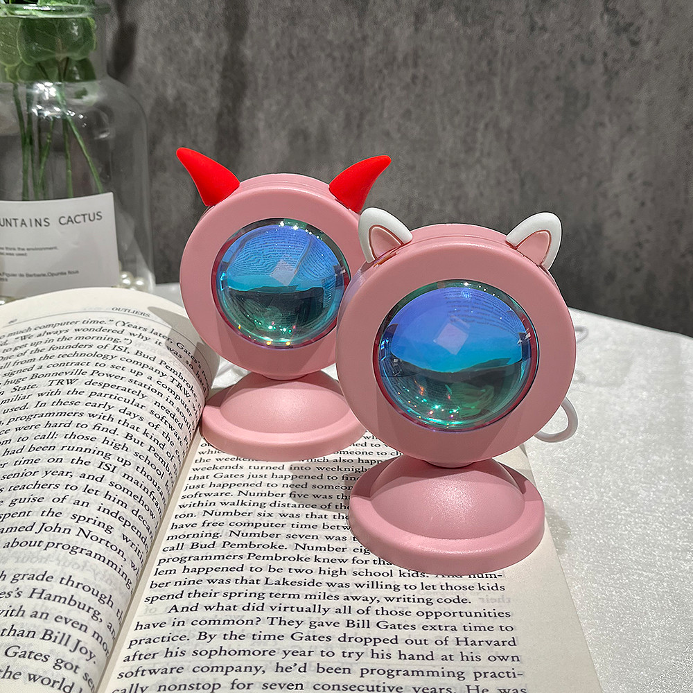 Influencer Sunset Light บรรยากาศการถ่ายภาพเติมแสง Sunset การถ่ายภาพ Sunset Light โคมไฟตั้งโต๊ะ Sunse