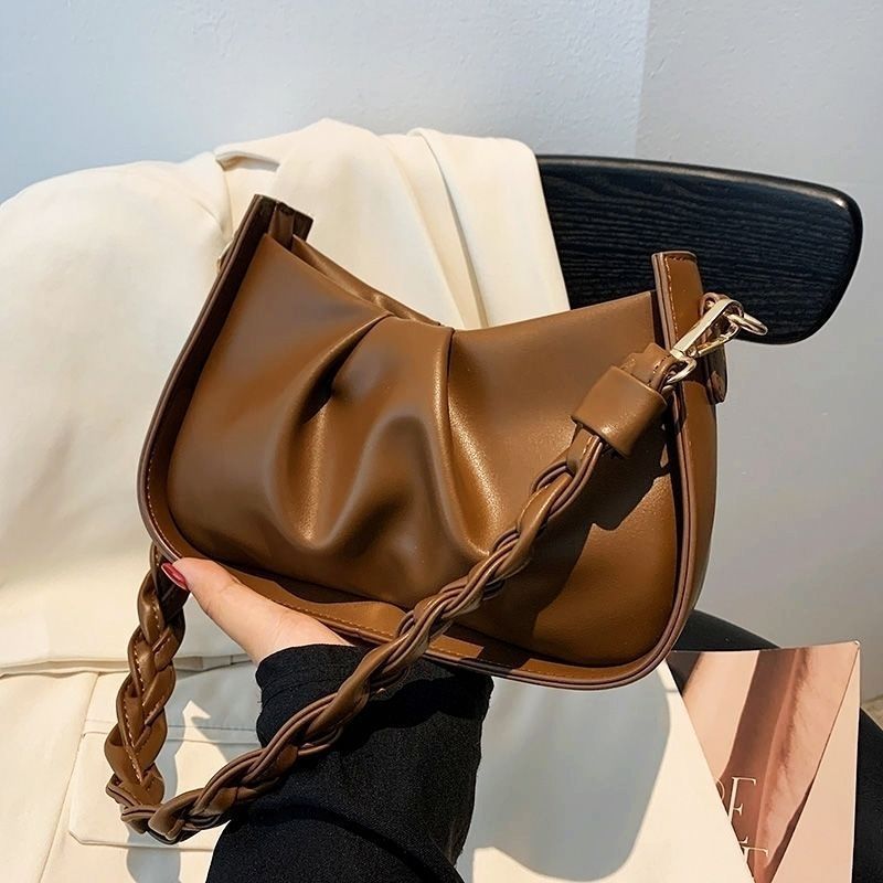 Niche Underarm Bag All-Match Cloud 2026 สไตล์ใหม่คุณภาพสูงกระเป๋าสะพายกระเป๋าMessengerกระเป๋านุ่มNic