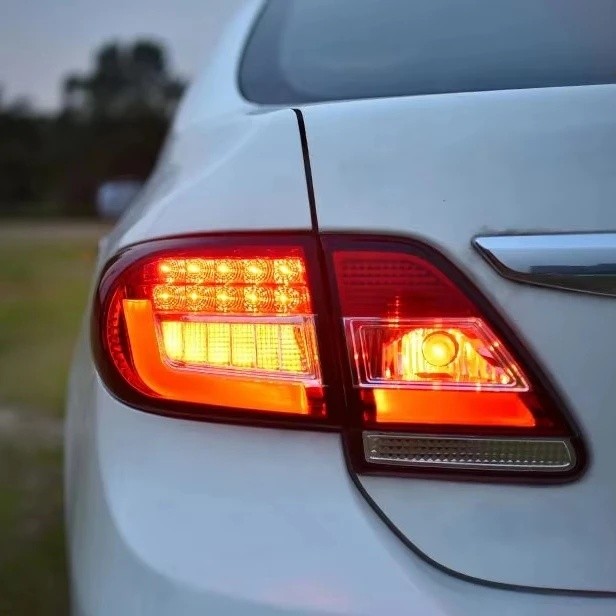 ไฟรถยนต์สําหรับ Toyota Corolla ไฟท้าย Led 2012-2014 ไฟท้าย Altis