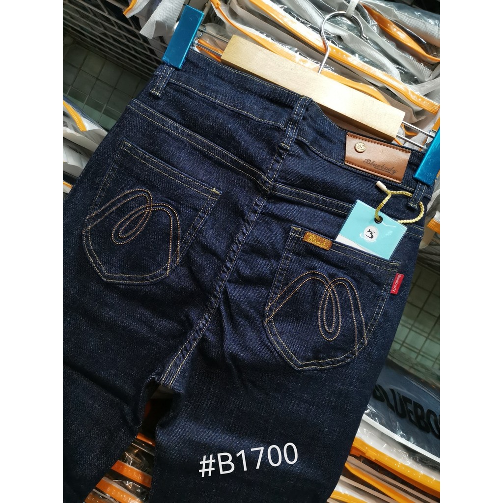 ป้ายแท้ #1700 BLUEBODY รุ่น กางเกงยีนส์ สลาฟกรม เอวสูง ขายาว ขาเดฟ