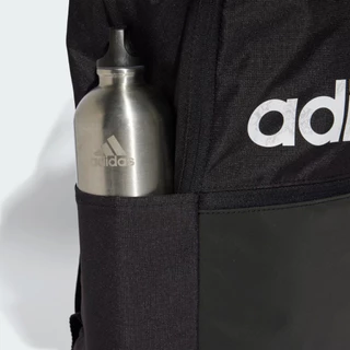 Adidas กระเป๋าเป้ Classic Daily Classic 3 Bar ทนทาน สายปรับได้ น้ำหนักเบา สีดำ ทำจากวัสดุรีไซเคิล