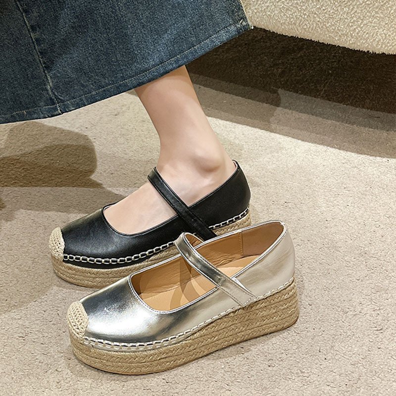 [สินค้าใหม่] Mary Jane Shoes Womens Fashion Wedge Shoes Classy Flat Buckle Shallow Mouth Small Leath