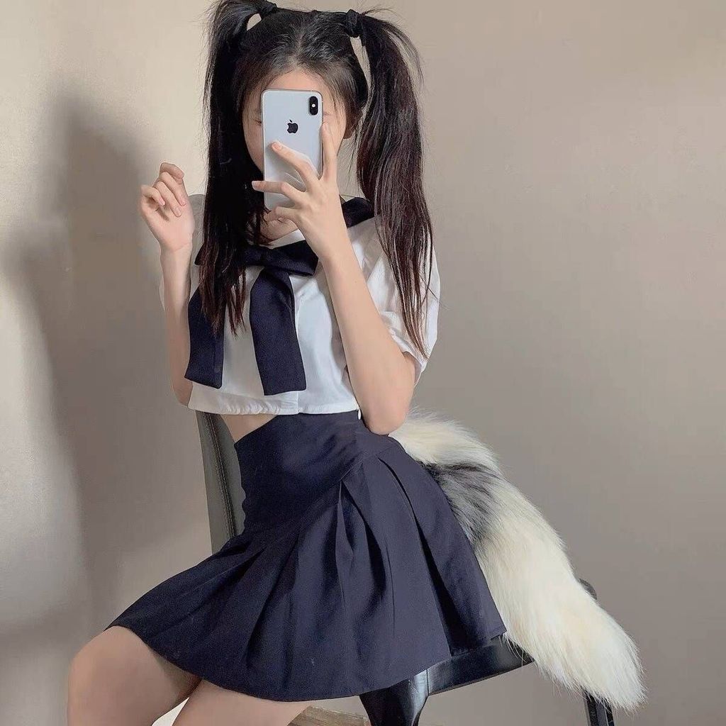 ทําด้วยมือยาวตุ๊กตาจําลอง Fox Tail คอสเพลย์ประสิทธิภาพ Prop สําหรับอะนิเมะ Convention แม่บ้านแมวสาว 