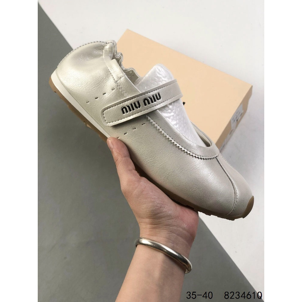 รองเท้าแตะลําลอง Miumiu Catwalk