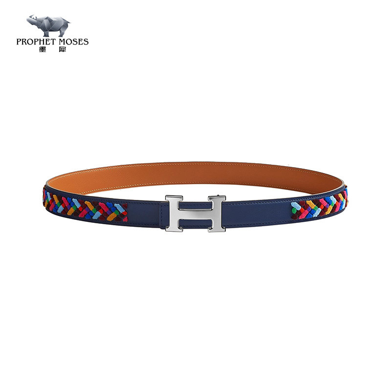 สร้อยข้อมือนำสมัยจาก Hermes ปี 2023 สไตล์ใหม่สำหรับสุภาพสตรี ทำจากหนังลูกวัว หัวเข็มขัด H ชุบทองคำขา