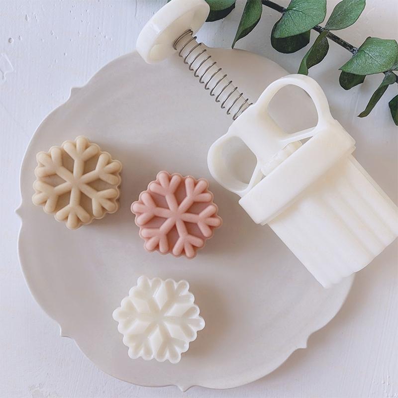 ʚɞ Ne ʚɞ วัสดุพลาสติก 50g แสตมป์ขนมไหว้พระจันทร์รูปทรงเกล็ดหิมะ Moulds เบเกอรี่อุปกรณ์ขนมไหว้พระจันท