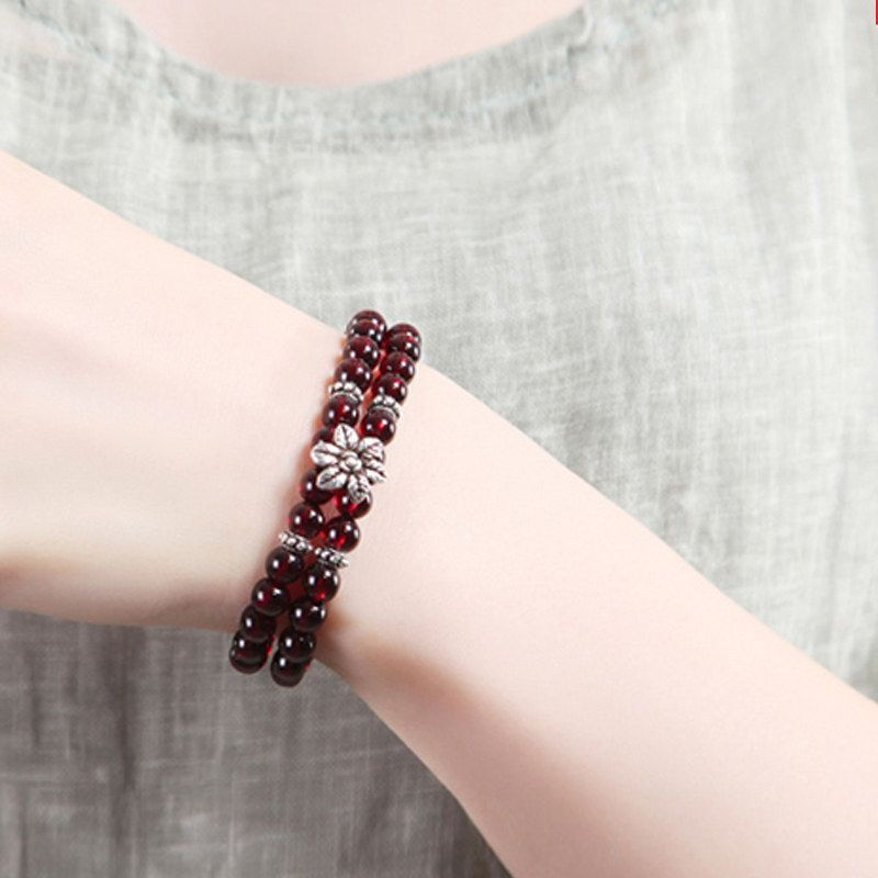 Simple โกเมน High-End Multi-Circle มือหญิงของขวัญสร้อยข้อมือคริสตัลธรรมชาติอารมณ์ String สไตล์จีน 3y