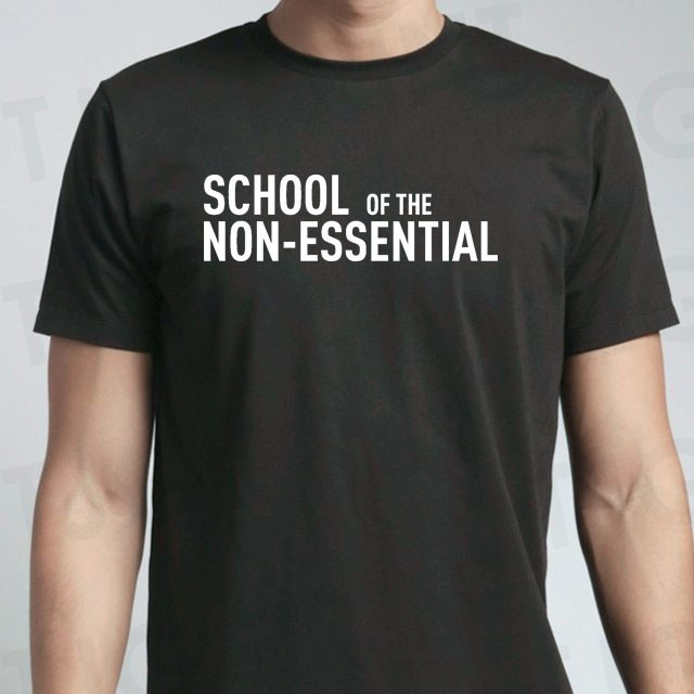 2026 Gildan School Of The Non-Essential เสื้อยืด S-3XL ผ้าฝ้าย 100% O-NECK