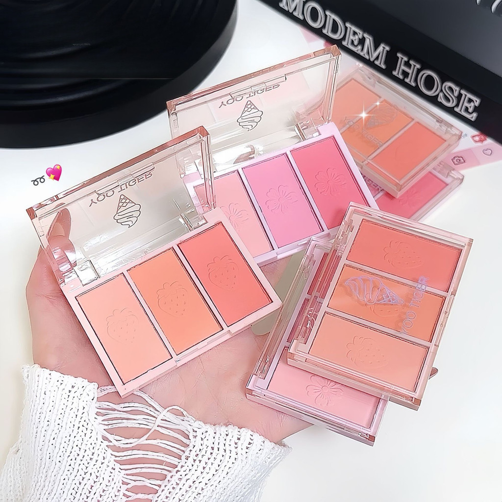 Sr-shop:บลัชออน3สี เนื้อละเอียดเบลนด์ง่าย ติดทน เคสใสสีชมพูอ่อน ลายสตรอเบอร์รี่ซากุระไอศกรีม มีหลายเฉดสีให้เลือกSZ-9161