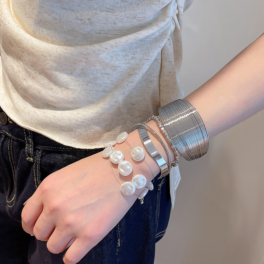 Brushed Metal Open Bracelet Vintage Niche Y2K Style Accessories สําหรับผู้หญิง