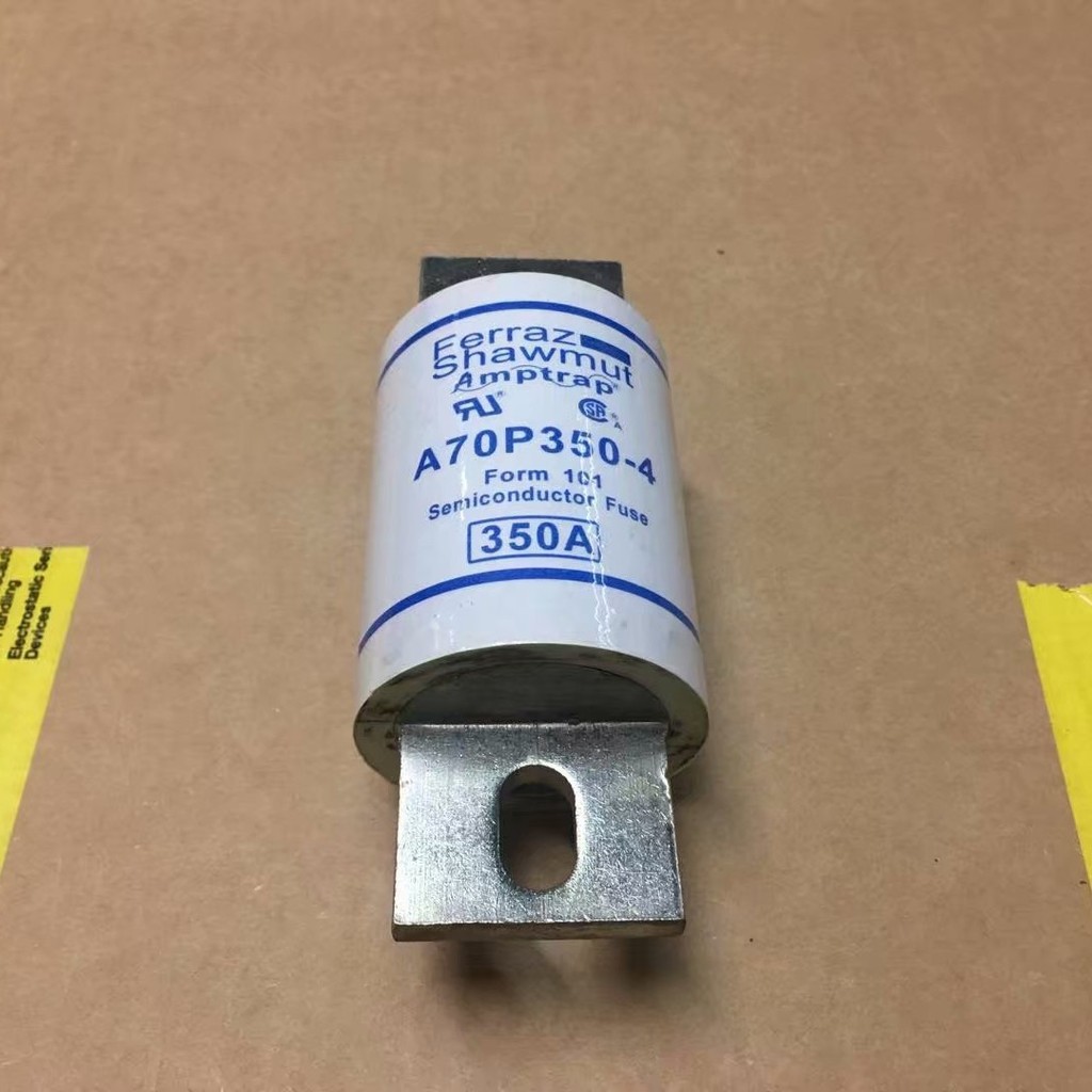 A70P350-4 A70P300 A70P400-A A70QS400-4 A7QS300-4 Original ฟิวส์เบรกเกอร์