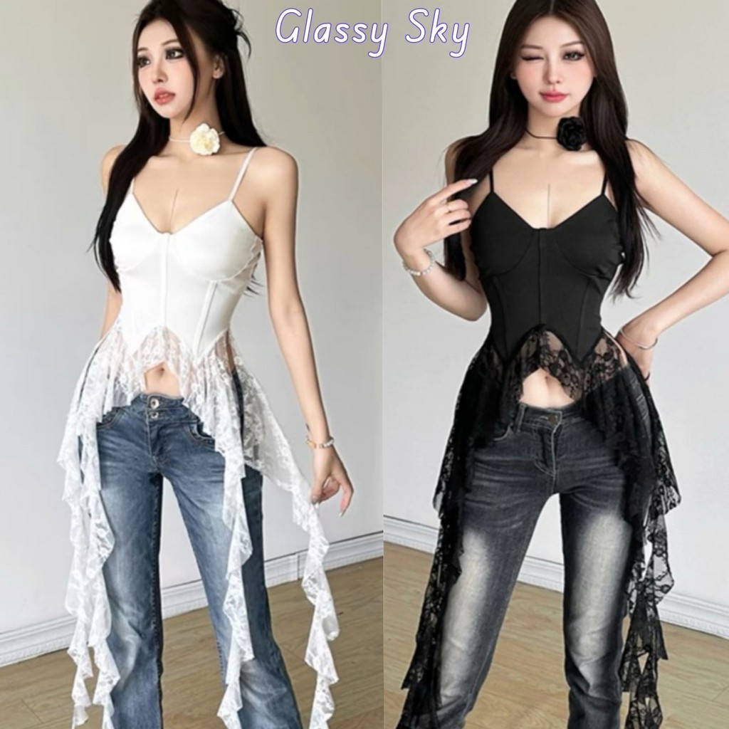 Glassy Sky พร้อมส่ง เสื้อสายเดี่ยวมีฟองน้ำ สายปรับได้ หลังสม็อคใส่สบาย ผ้าลื่น ดีเทลปลายลูกไม้ยาว เซ็กซี่เบาๆ(FY2235)