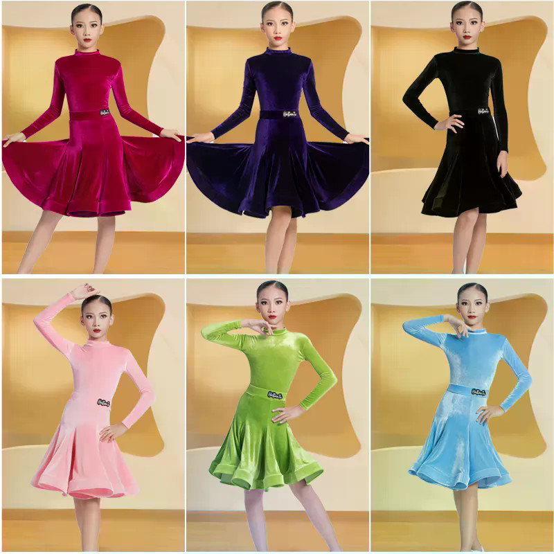 กระโปรงเต้นรำ Latina แบบกึ่งขายายืดหยุ่น มีลายขนแกะ พร้อมเสื้อสูทสำหรับหญิง ออกแบบมาเพื่อการแข่งขันและสวมใส่ในงานมาตรฐาน