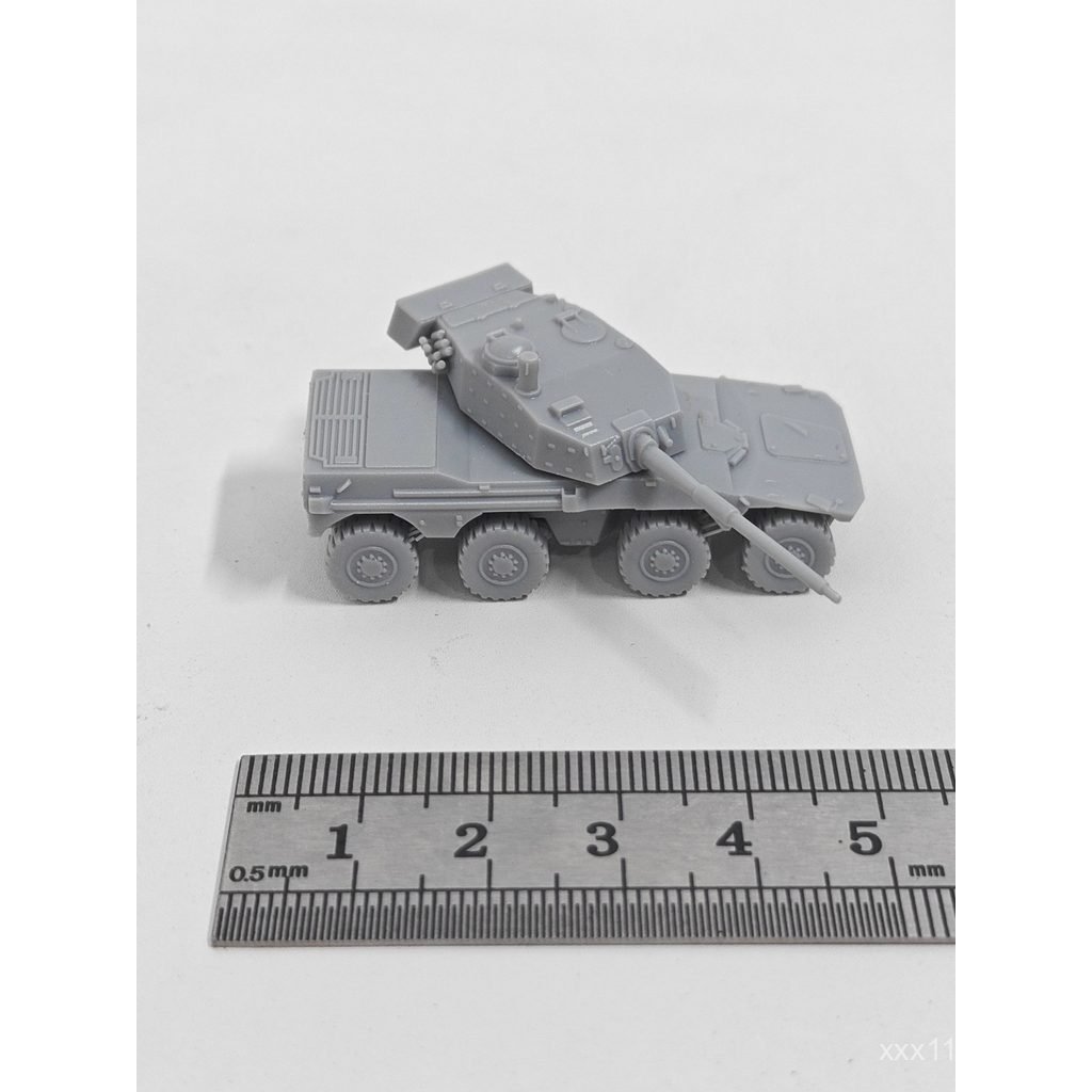 1/144 Scale South Africa "Big Lynx" Armored Reconnaissance Vehicle Light Curing Printing Model VI6E