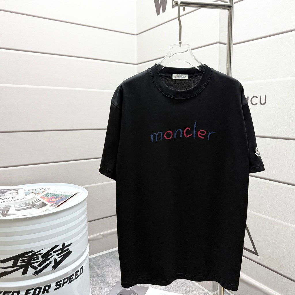 Moncler2026 Moncler 2026 คลาสสิกรอบคอแขนสั้นเสื้อยืดผู้ชายผู้หญิงสไตล์ Heavy ฤดูใบไม้ร่วงฐานด้านในฤด