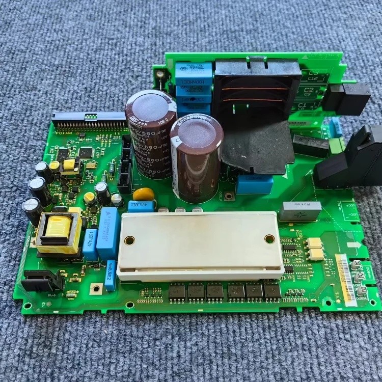 HEVY Original Danfoss แหล่งจ่ายไฟ 1.5kW 2.2kW 4kW Danfoss โมดูลการ์ดสําหรับ VFD FC-302 FC-302 FC-302