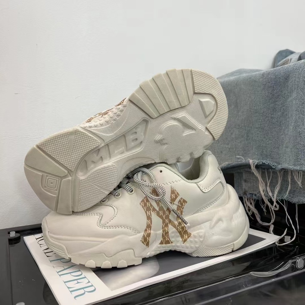 MLB Yankees Daddy Shoes NY Yellow Label Code Number 36-44 Generation Shipping