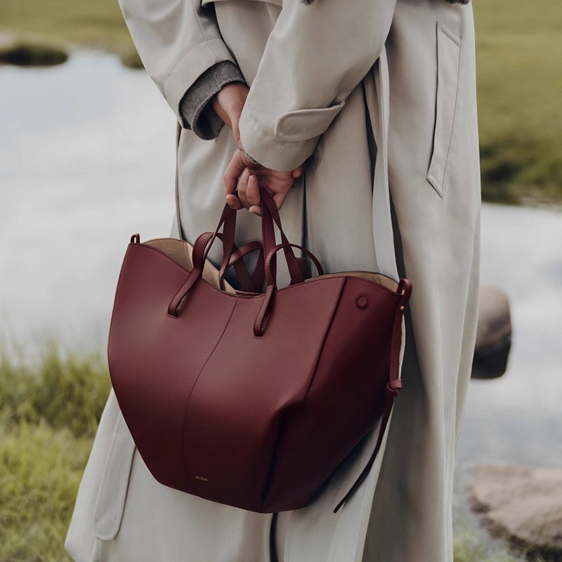 Polene Polene Large Capacity Commuter Portable Shoulder Tote Bag Genuine Leather Female Bag Wing Bag