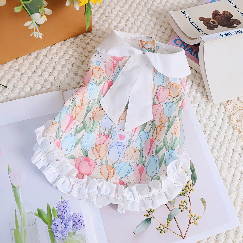 【พร้อมส่ง】เสื้อผ้าสัตว์เลี้ยง ชุดแมว ชุดหมา ลายน่ารักทิวลิปกระต่าย คอปกโบว์สีขาว กระโปรงลูกไม้ ฤดูร้อน XS-XXL