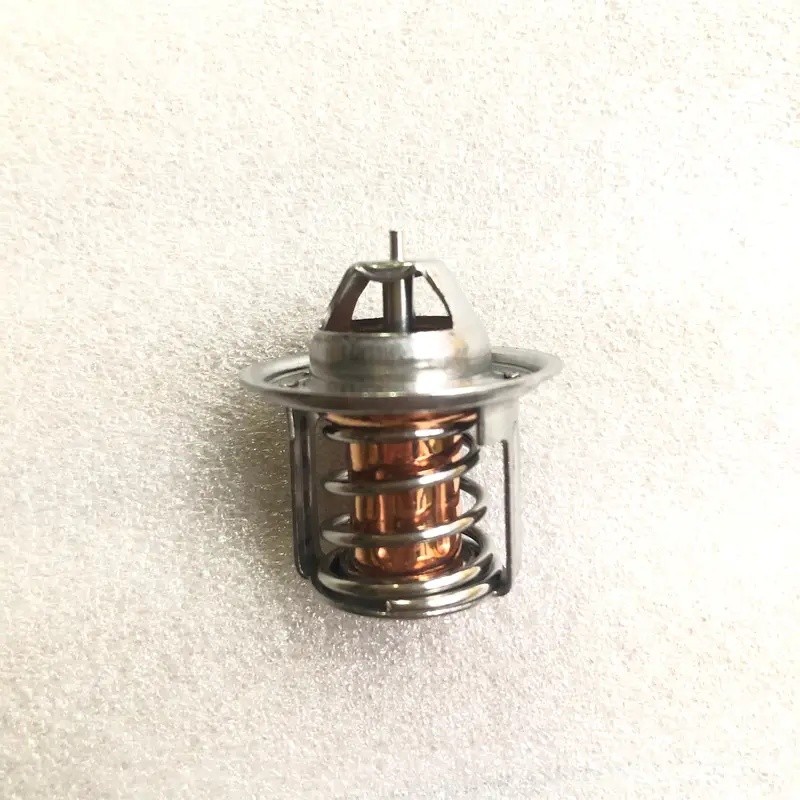15531-73010 เทอร์โม 15331-73014 สําหรับเครื่องยนต์ Kubota D722 Z482