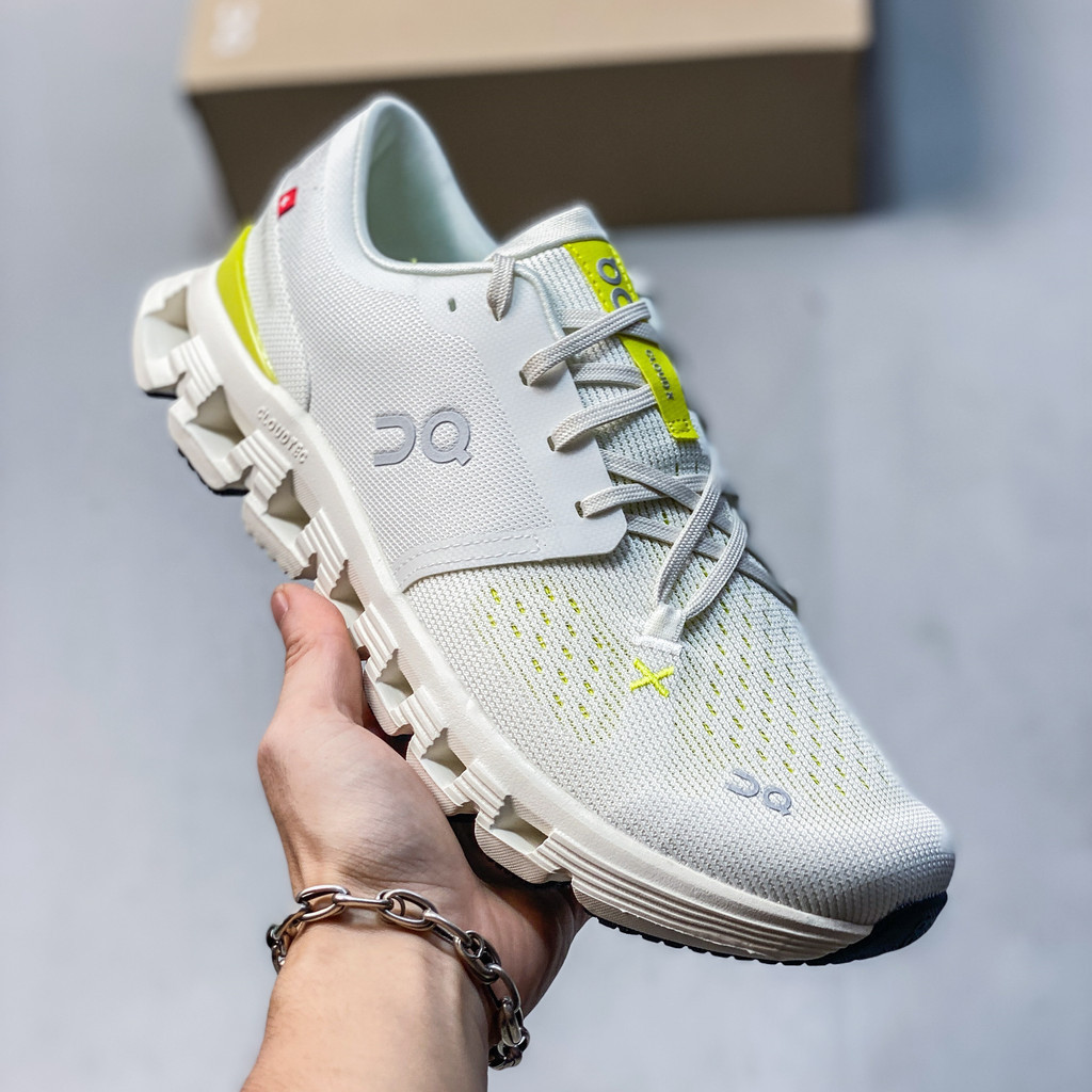On Cloud X 4 อเนกประสงค์บน Cloud Universal กีฬารองเท้าสําหรับ Running Gym เดิน Commute ยืดหยุ่น Secu