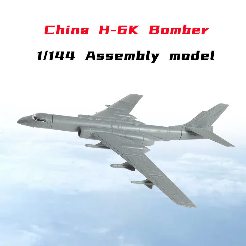 4D 1/144 China H-6K Bomber Assembly Puzzle Model ของเล่นเครื่องบินพลาสติก