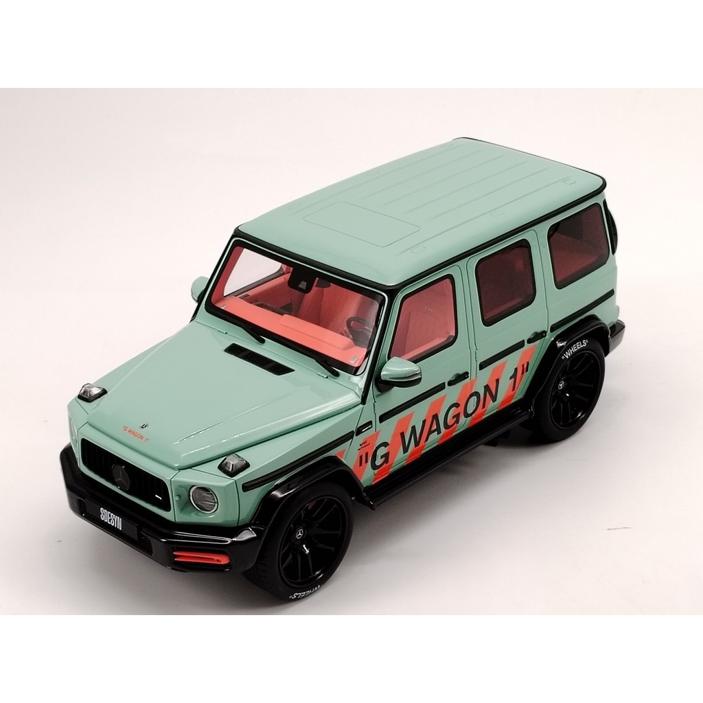 GT Spirit 1/18 Mercedes-Benz G63 OW Designer สไตล์สีเขียวภาพวาดสีส้ม 999 CLDC016