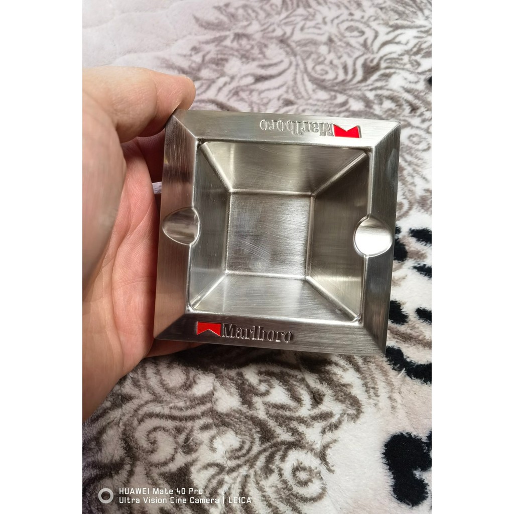 American marlboro marlboro สแตนเลสเดสก์ท็อปที่เขี่ยบุหรี่ขนาดเล็กที่ไม่ซ้ํากัน Creative Retro อเมริก