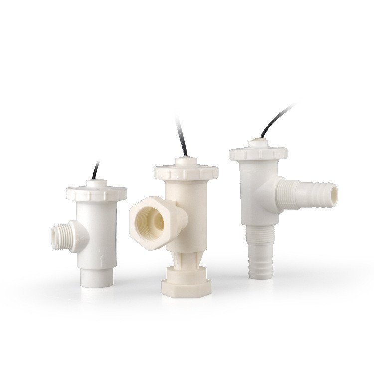 สวิตช์เซ็นเซอร์การไหลของน้ําสวิตช์การไหลของน้ําพลาสติกสีขาว FS-6P-6.0 LPM-20NPP สวิทช์ E4G2