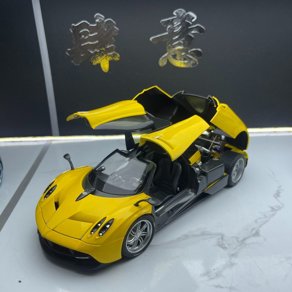 Willie GTA Pagani Huayra Yellow Alloy Car Model, First Generation Bar Like