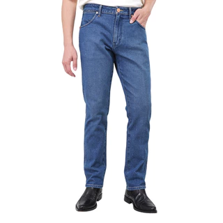 WRANGLER กางเกงยีนส์ผู้ชาย คอลเลคชั่น เอวต่ำ ทรงเข้ารูป รุ่น WR S326MLARF21 - สียีนส์กลาง