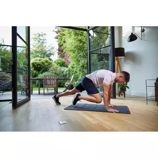 Decathlon 8 Mm Thick Indoors And Outdoors Durable Folding Fitness Mat เสื่อปูพื้นสำหรับการออกกำลังกายหนา 8 มม. - Black