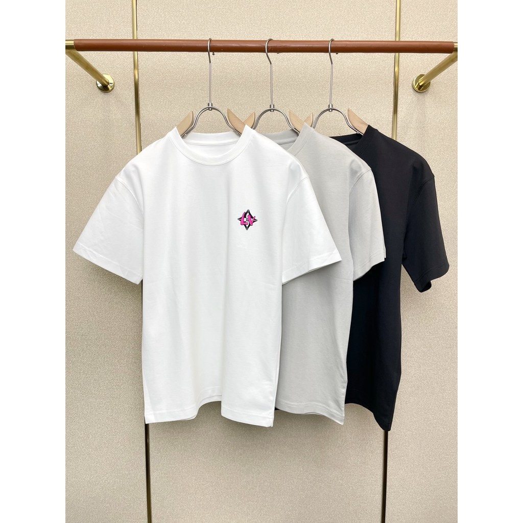 Louis Vuitton/LV Louis Vuitton 2026 คลาสสิกรอบคอแขนสั้นเสื้อยืดผู้ชายผู้หญิงสไตล์ 2025 ฤดูใบไม้ร่วง 
