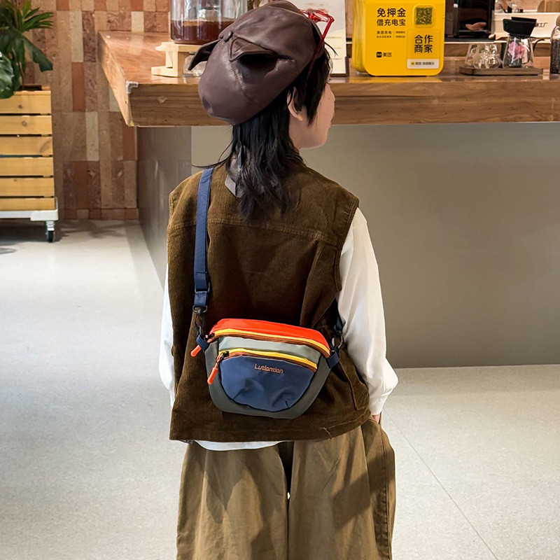 Color Dopamine Boys Girls Shoulder Bags Outdoor Leisure Mini Baby Messenger Bags Korean Version อินเ