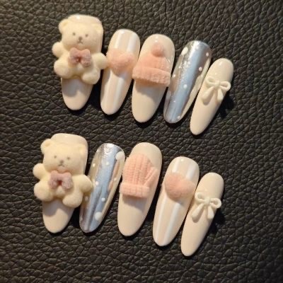 HANDMADEเล็บปลอมกดบนเล็บชุดนํากลับมาใช้ใหม่เล็บปลอมเล็บยาว Shining เล็บปลอมน่ารักการ์ตูนเล็บปลอมสติกเกอร์เล็บฟรีกาวเยลลี่รวม
