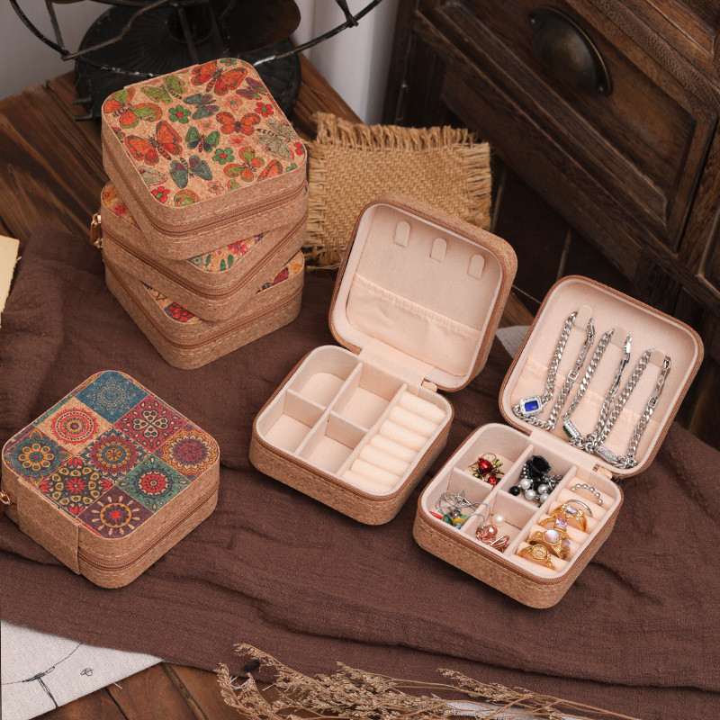 กล่องเครื่องประดับสําหรับเดินทางขนาดเล็กสําหรับผู้หญิง - Mini Jewellery Organizer