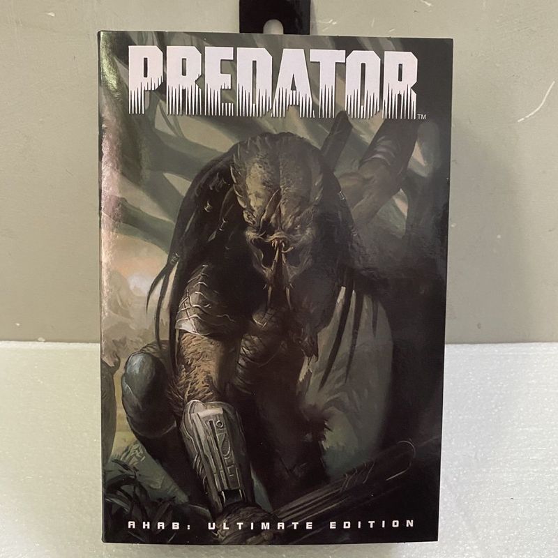 【พร้อมส่ง】NECA feral predator figure avp neca hiya predator wolf แท้ แท้ badlands prey the figure NE