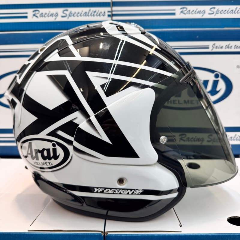 ARAI VZ RAM หมวกกันน็อคครึ่งใบ Black Star ARAI หมวกกันน็อคครึ่งใบมอเตอร์ไซค์ ขี่มอเตอร์ไซค์ 1/2 หมวก