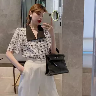 Red Berryเสื้อเชิ้ตแขนสั้นผ้าชีฟองลายดอกไม้สไตล์เรโทรฝรั่งเศสหลวมๆ ดีไซน์ฤดูร้อนสำหรับผู้หญิง99242
