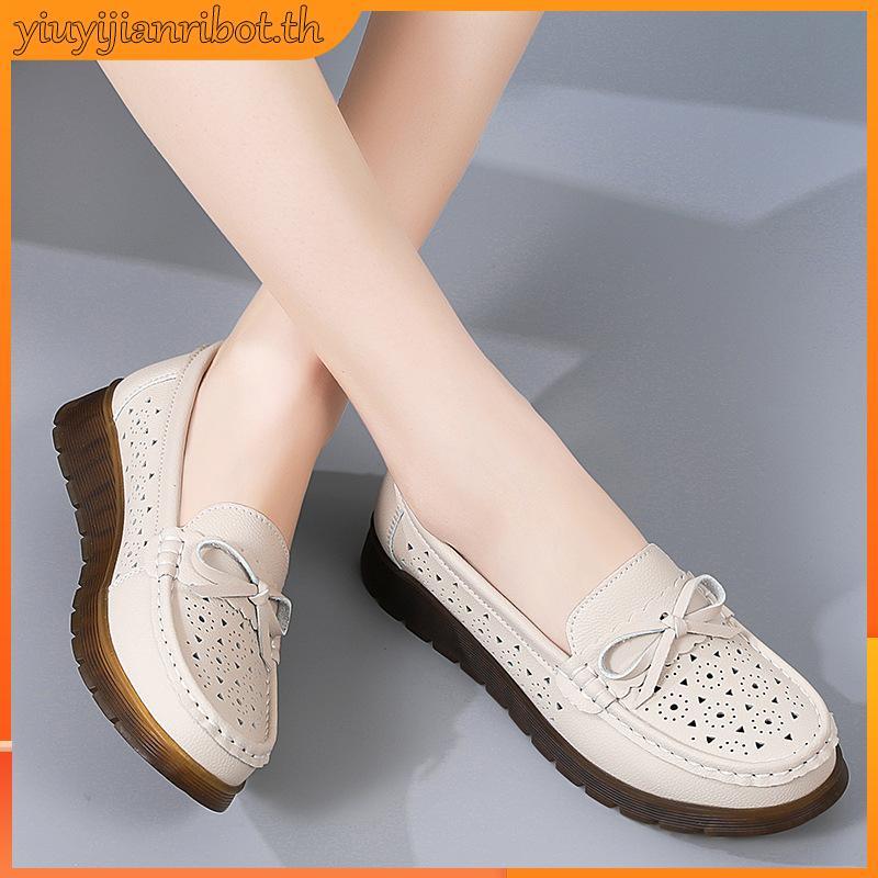 สตรีแฟชั่นรองเท้าแฟลตสบายๆฤดูร้อนสีดําลื่นบนนุ่ม soled รองเท้ากันลื่นกลวงระบายอากาศหนังเดิน Lofers ร