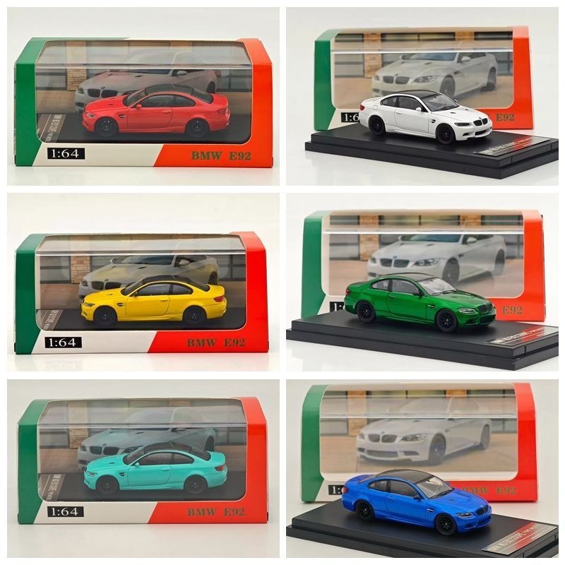 รุ่นละเอียด 1/64 BMW BMW M3 E92 COUPE โมเดลรถโลหะผสมจําลองสองประตูพร้อมสต็อก