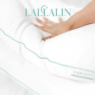 หมอน LALLALIN ❕❗มีโค้ดส่วนลด💌 หมอนโรงแรม 5 ดาว หมอนสุขภาพหนา 800g. หมอนทรงต่ำ ผลิตจากเส้นใยสังเคราะห์คุณภาพดีเยี่ยม