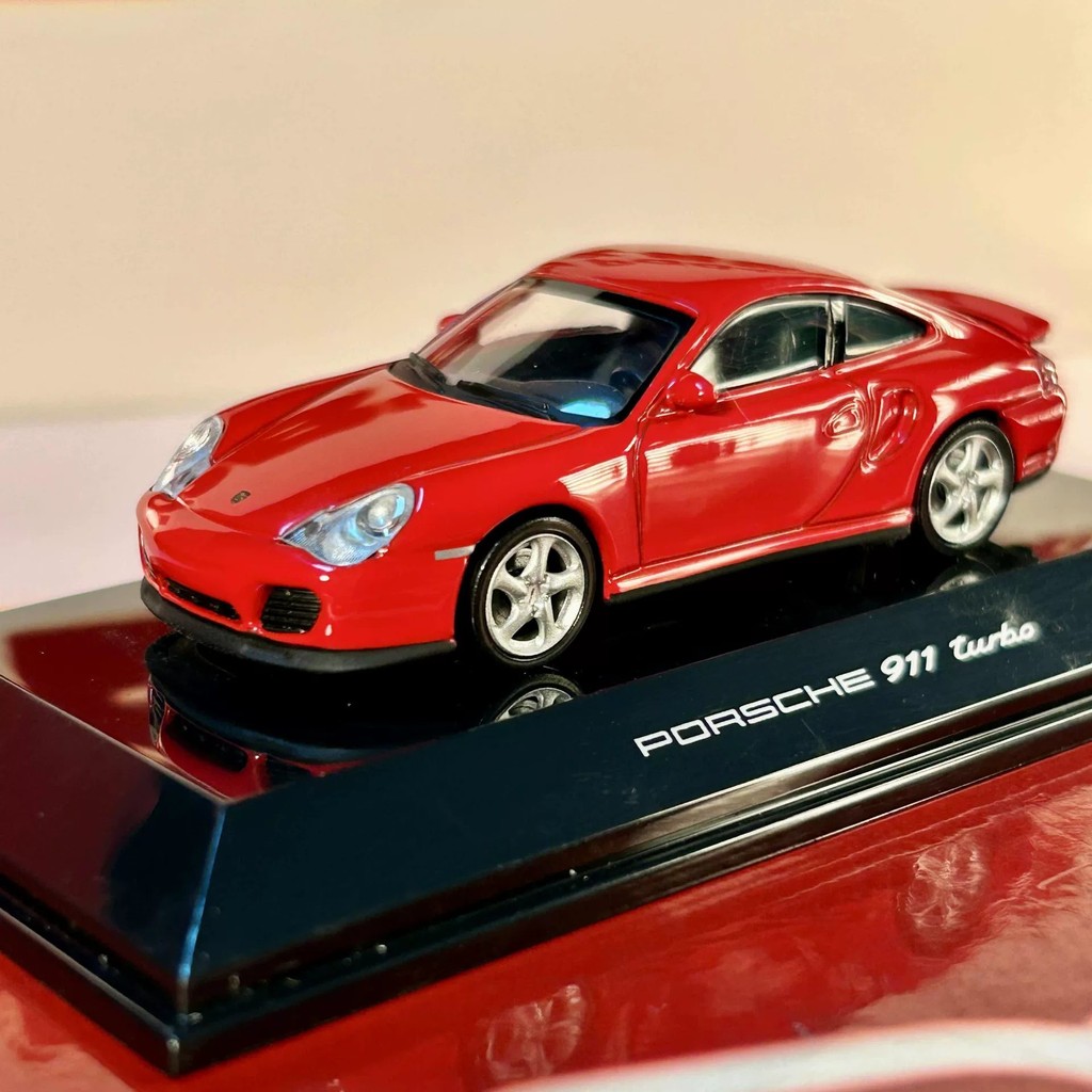 AutoArt Porsche 911 Turbo 996 1/64 รถรุ่นสีแดง