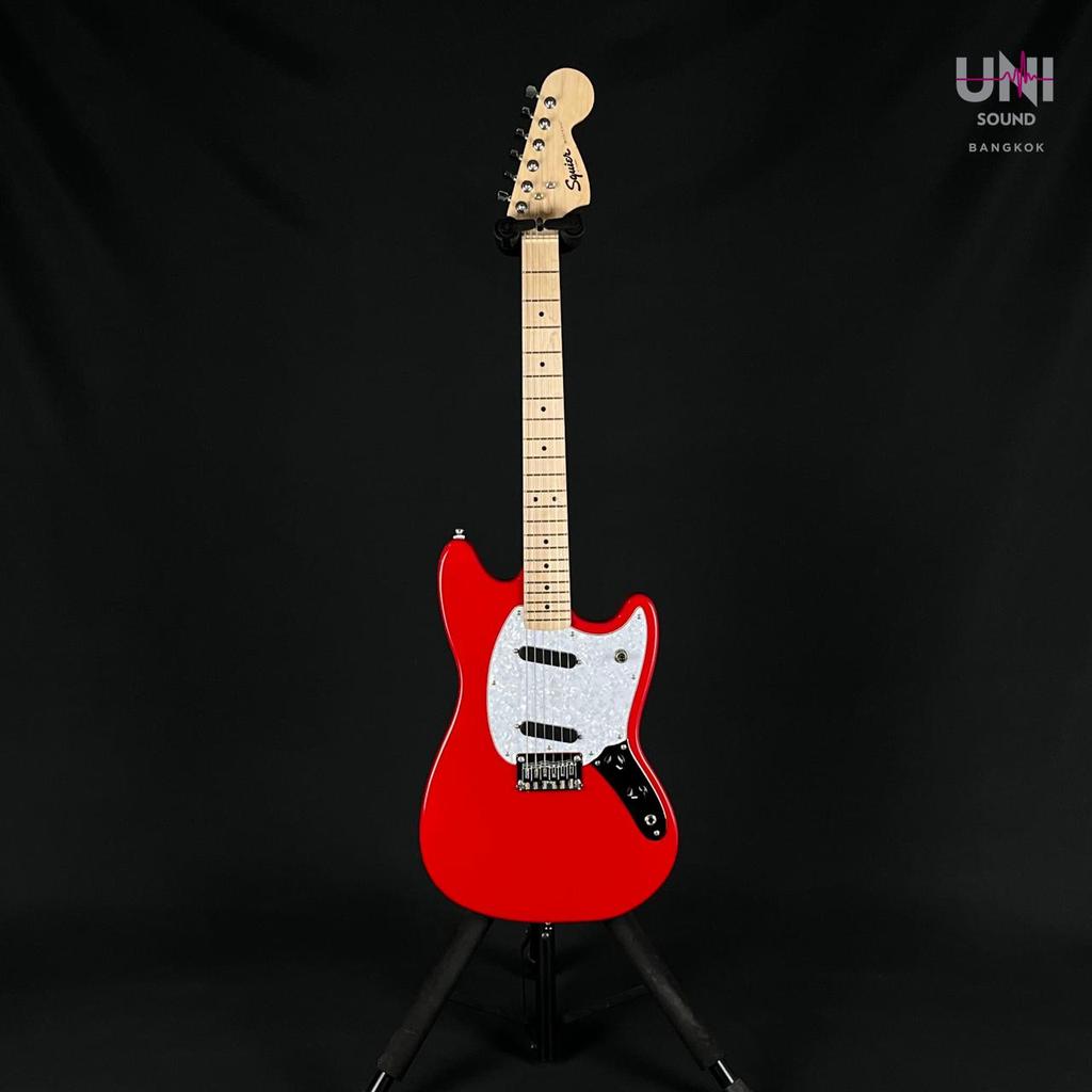 กีต้าร์ไฟฟ้า Squier Sonic Mustang