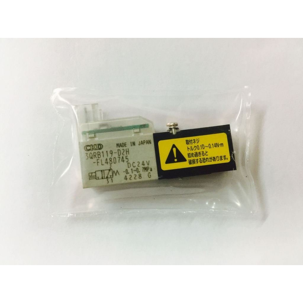 4KB110-06-C2 Original CKD Solenoid วาล์วยี่ห้อใหม่นิวเมติก DC24V พร้อมสต็อก ZMDJ
